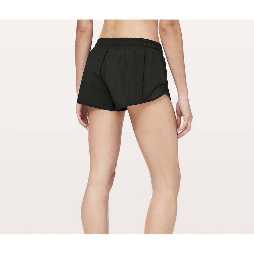 Lululemon Hotty Hot Short II *2.5" Black Women's Size 4 - Picture 2 of 9